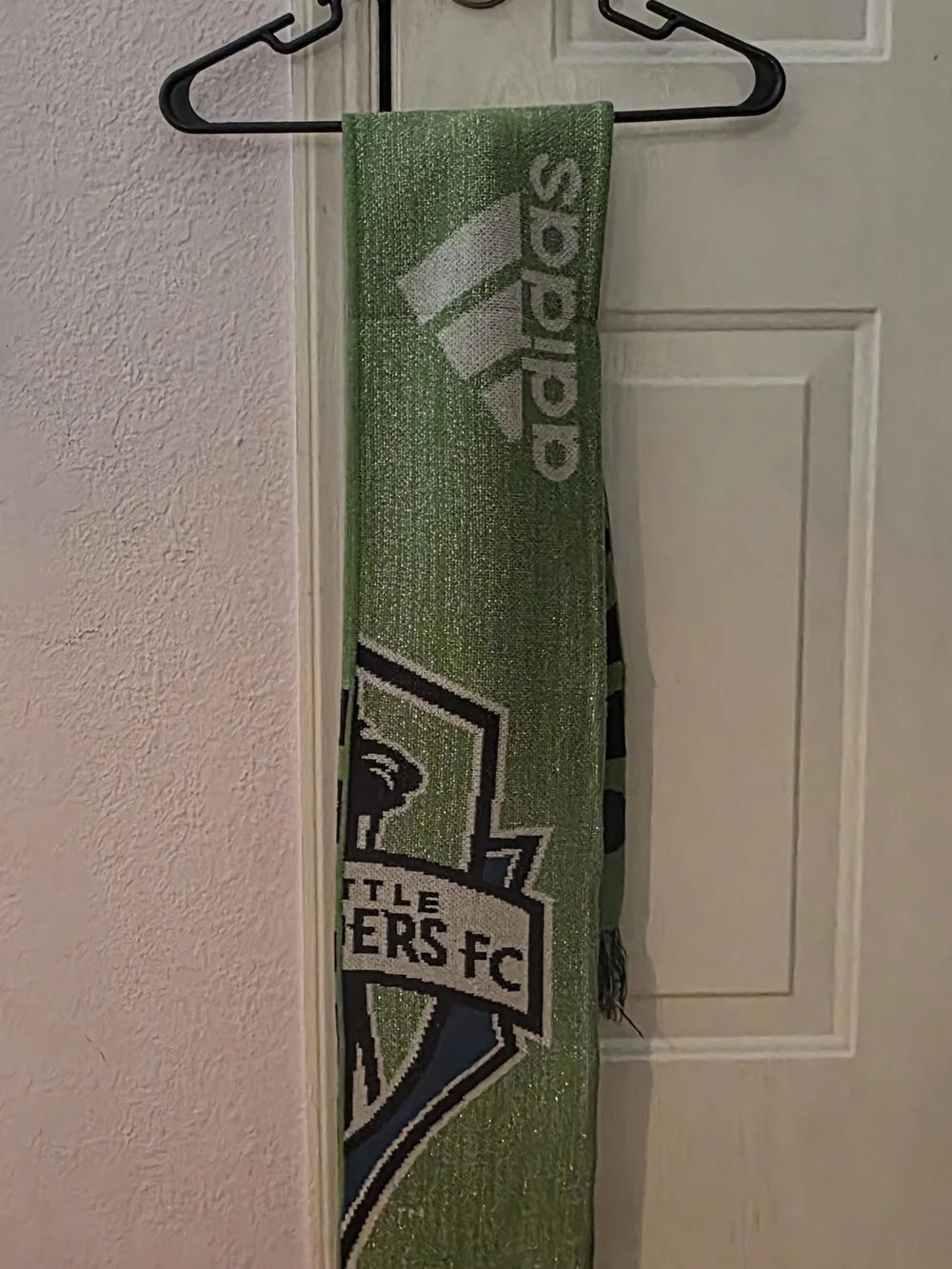 NOWT-Unisex  Adidas Seattle Sounders Green Graphic Logo Scarf